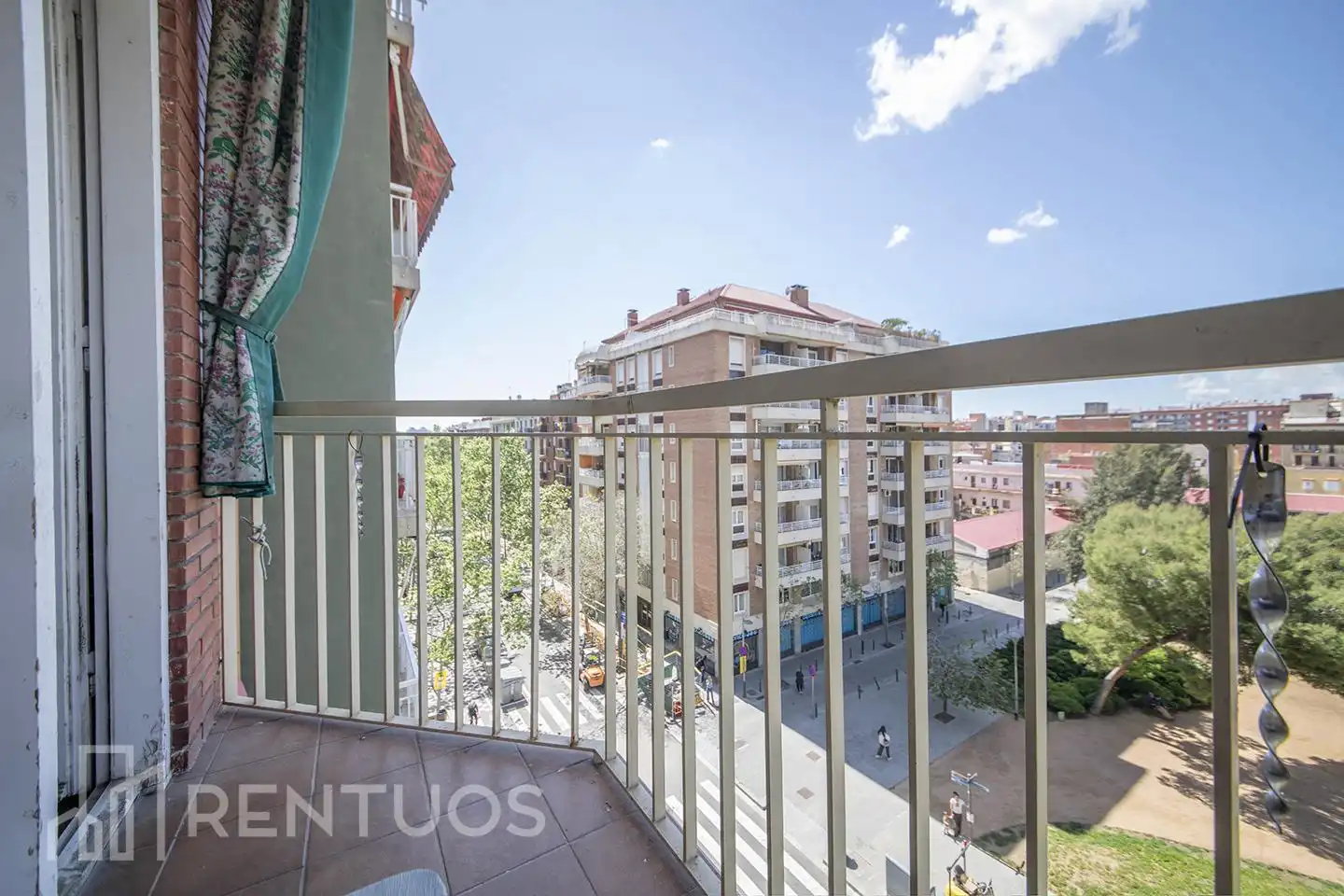 Flat for sale in calle de Joan Güell, Barri de les Corts