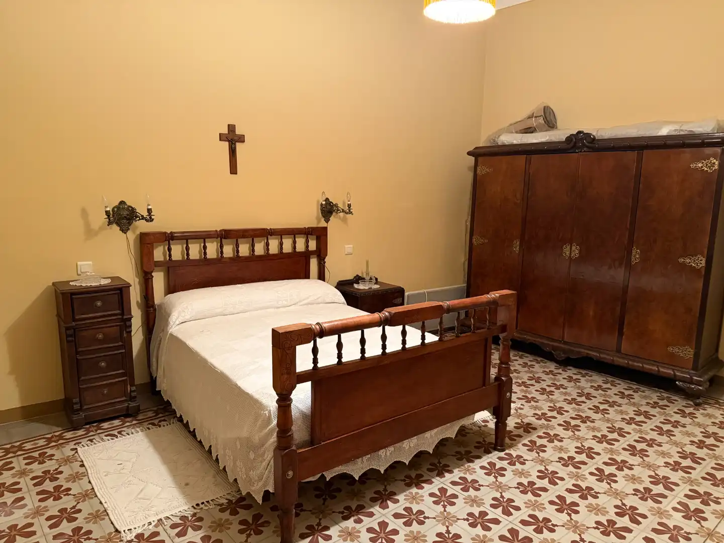 Dormitori de Casa o xalet en venda en Calatorao amb Calefacció, Jardí privat i Terrassa
