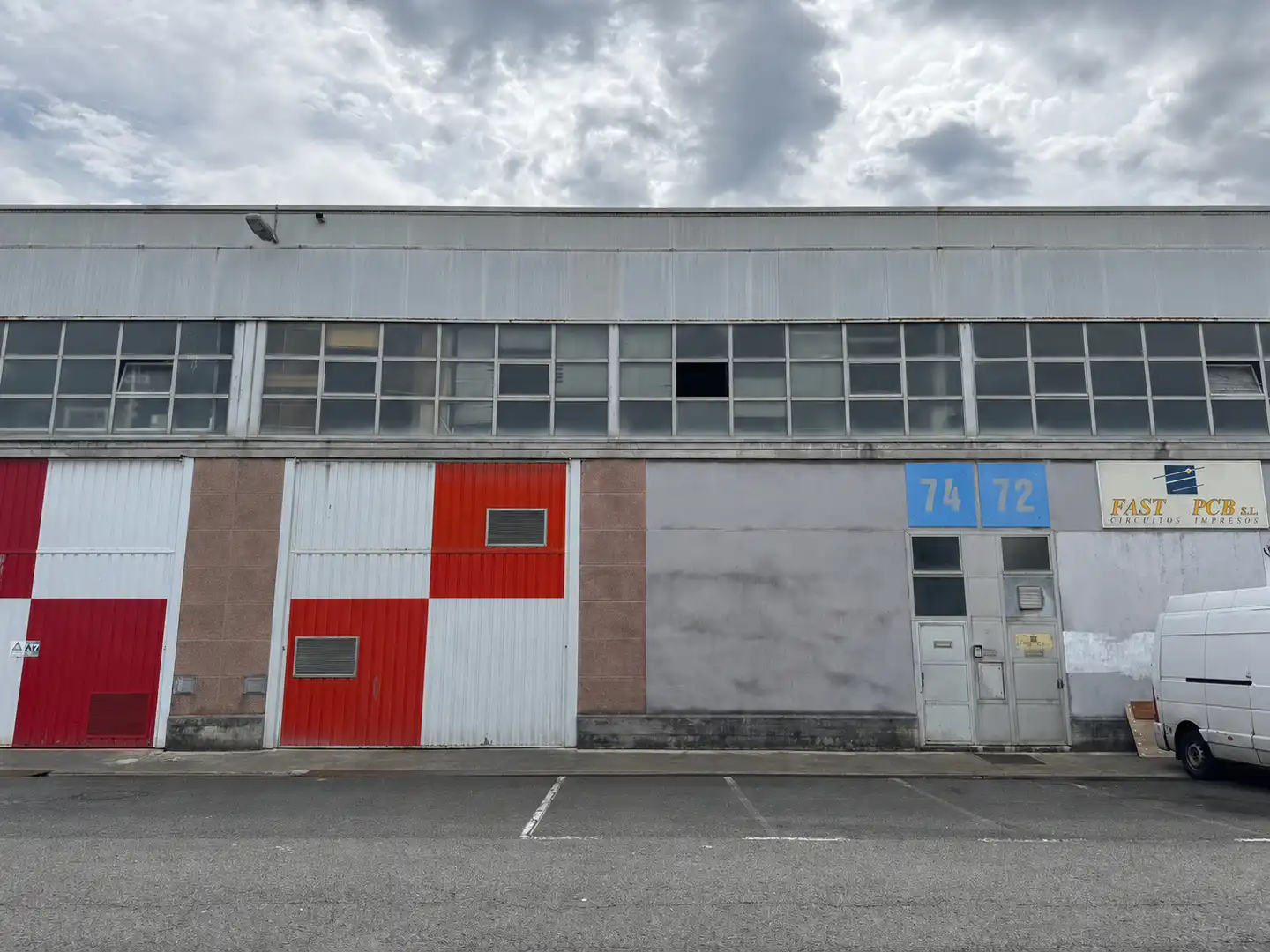 Exterior view of Industrial buildings for sale in Irun 