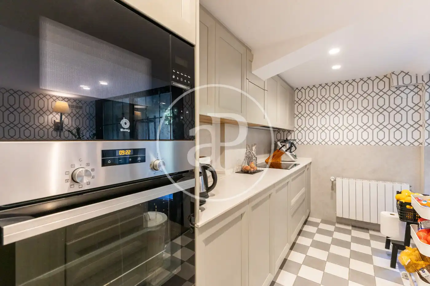 Cocina de Casa adosada en venta en La Moraleja con Aire acondicionado, Calefacción y Jardín privado