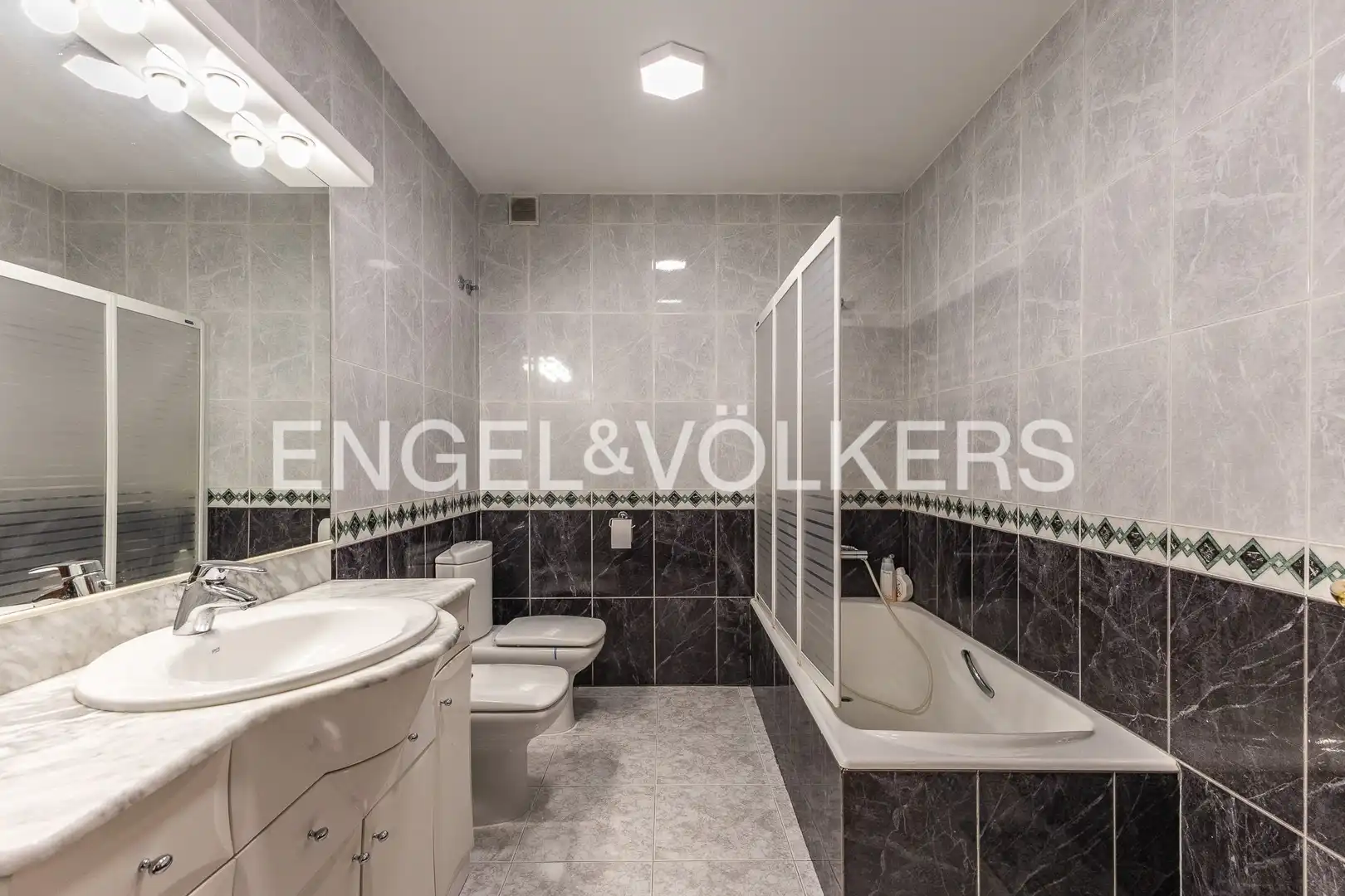 Baño de Casa o chalet en venta en Sant Joan de Vilatorrada con Aire acondicionado, Calefacción y Jardín privado