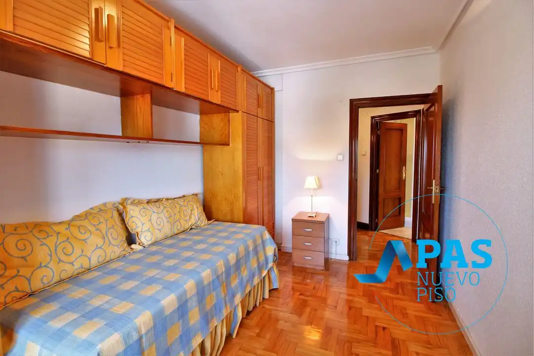 Habitación de Piso en venta en Santander con Calefacción