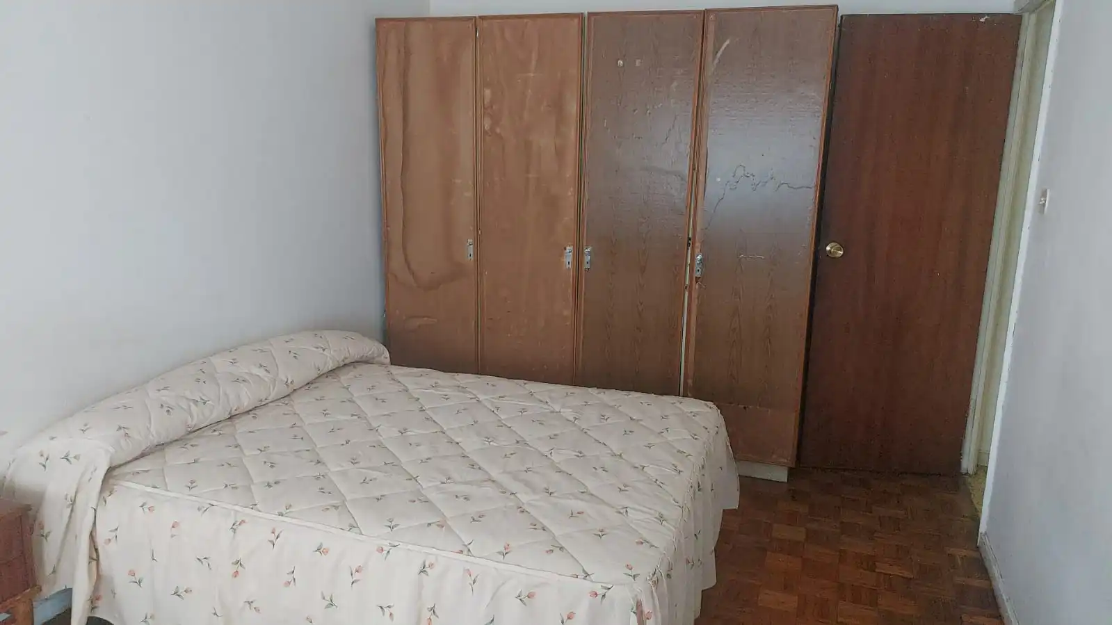 Piso de alquiler en Rúa do Conde de Torrecedeira, 81, Berbés - Peritos