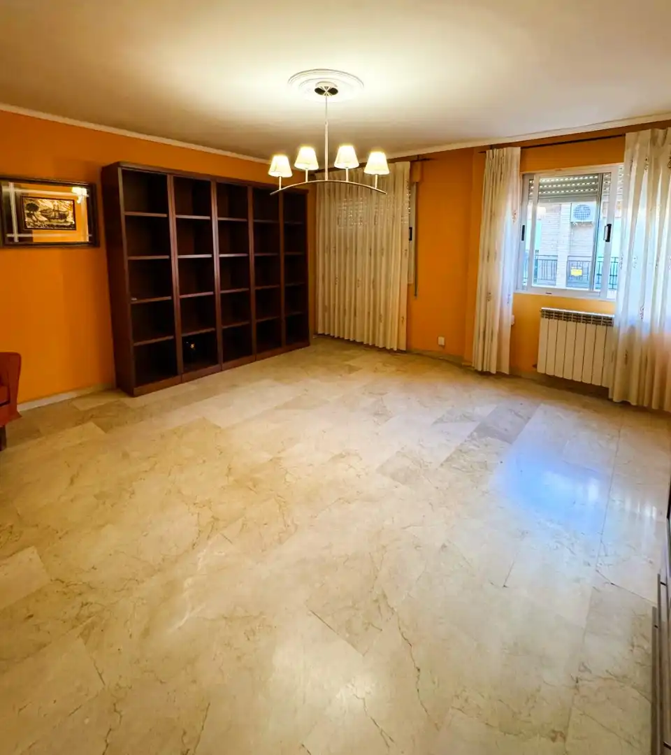 Piso en venta en Puertollano con Aire acondicionado