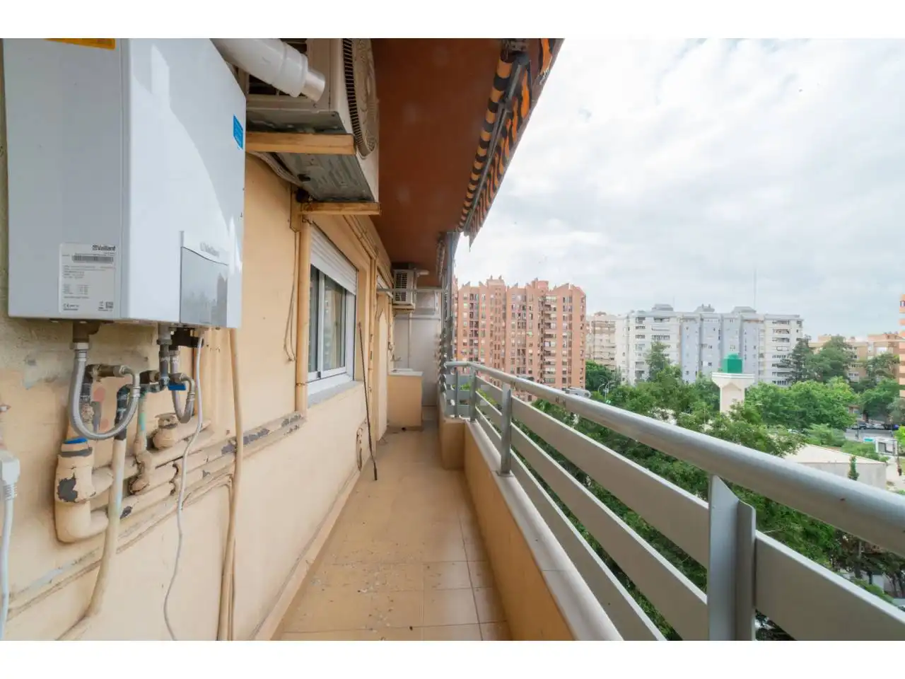 Balcony of Flat for sale in Valencia  with Air Conditioner, Terrace and Furnished