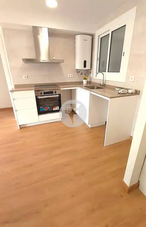Küche von Dachboden zum Verkauf in Rubí mit Terrasse