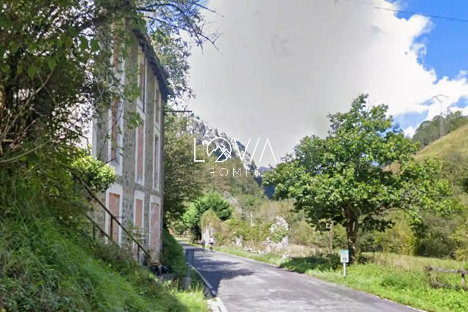 Exterior view of Houses for sale in San Roque de Riomiera