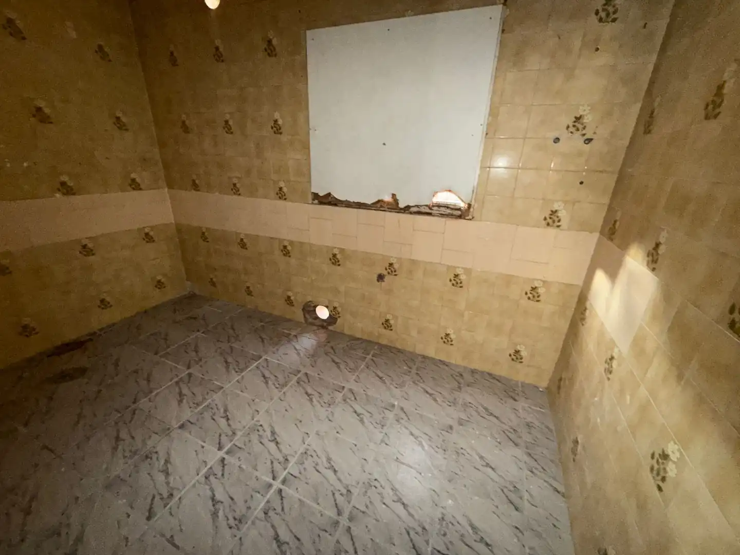Badezimmer von Gebäude zum Verkauf in Torredembarra mit Alarm