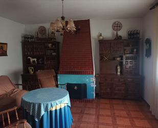 Sala d'estar de Casa adosada en venda en Villanueva de Alcardete