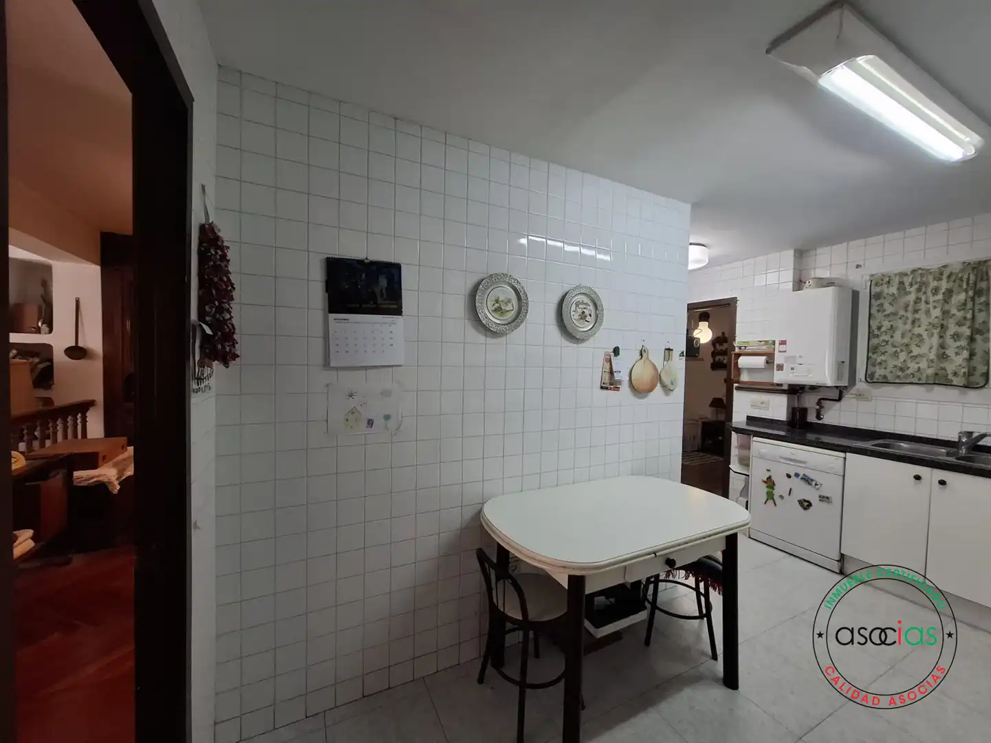 Cuina de Pis en venda en Gijón  amb Calefacció, Parquet i Terrassa