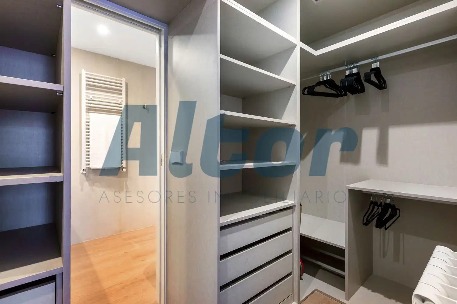 Flat with lift for sale in DE PEREZ GALDOS, imagen 12