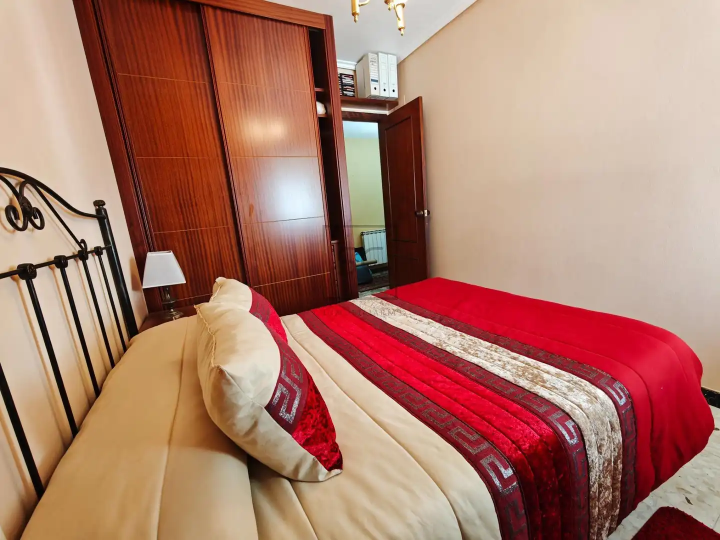 Habitación de Piso en venta en Ferrol con Calefacción, Trastero y Amueblado