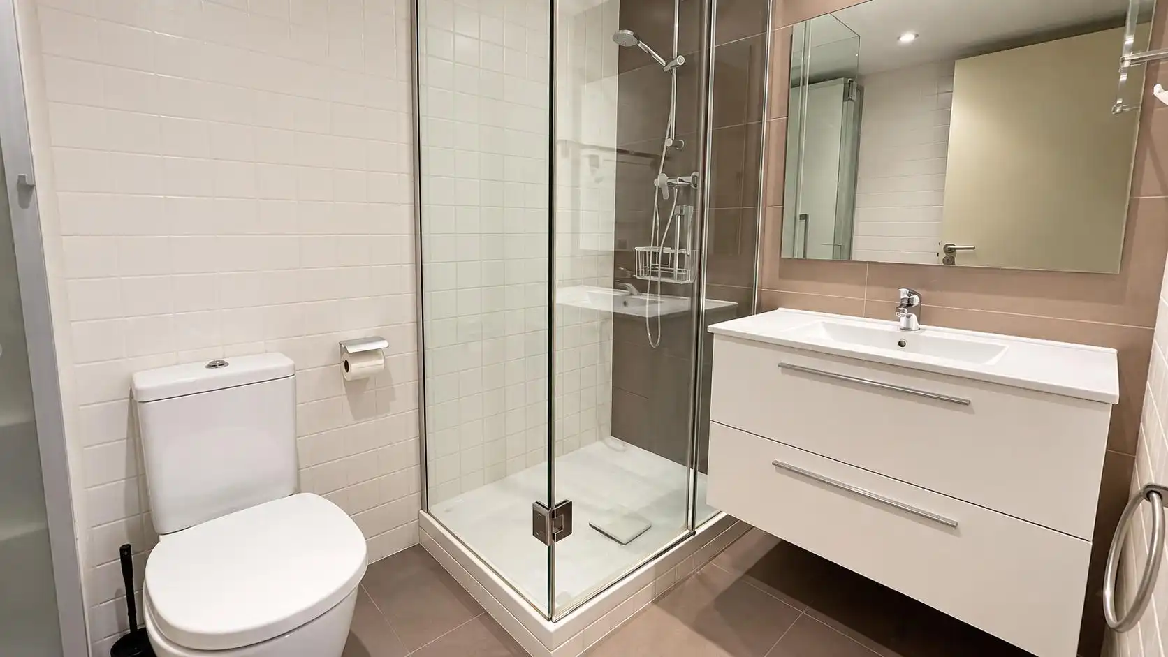 Baño de Planta baja de alquiler en Les Pinedes  