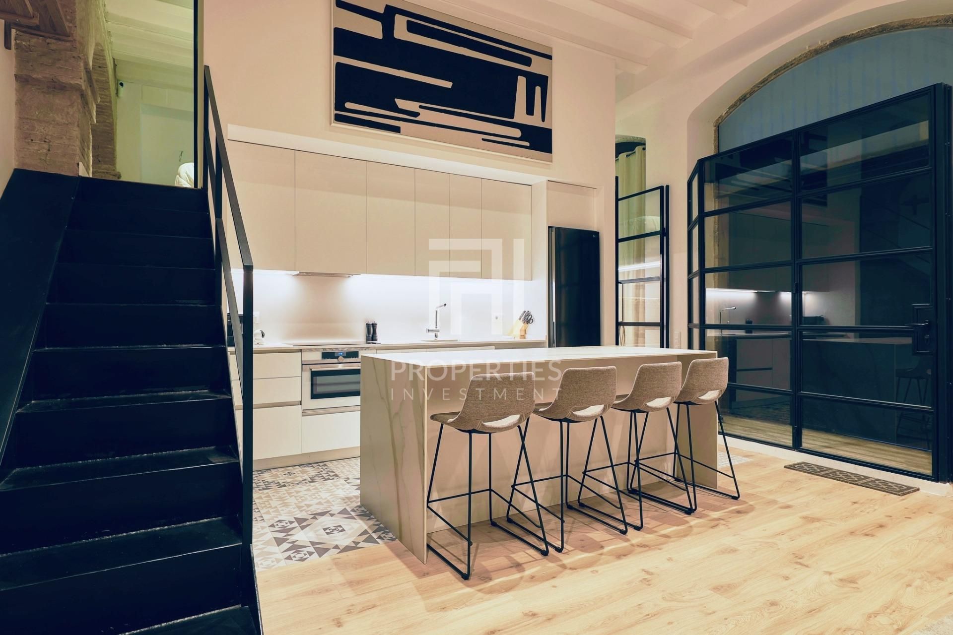 Cuina de Dúplex en venda en  Barcelona Capital