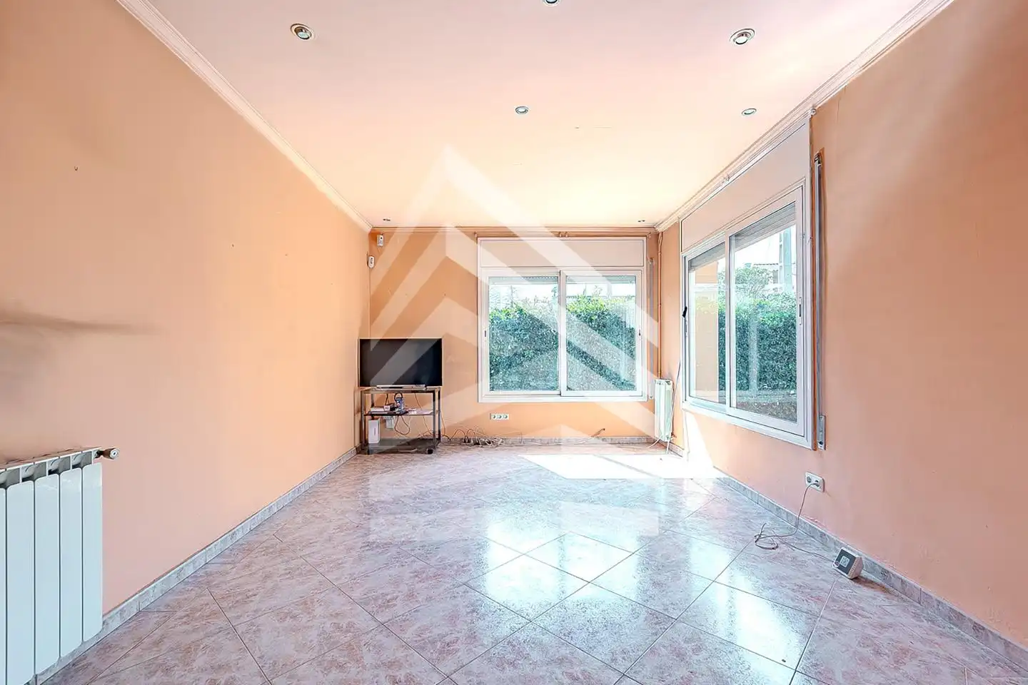 Living room of Houses for sale in Sant Quirze del Vallès  with Heating, Private garden and Terrace