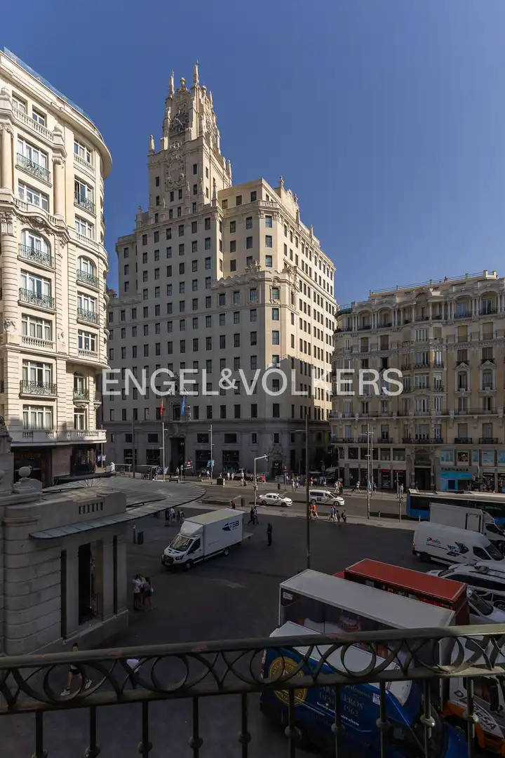 Exterior view of Flat for sale in Madrid  with Air Conditioner, Heating and Parquet flooring