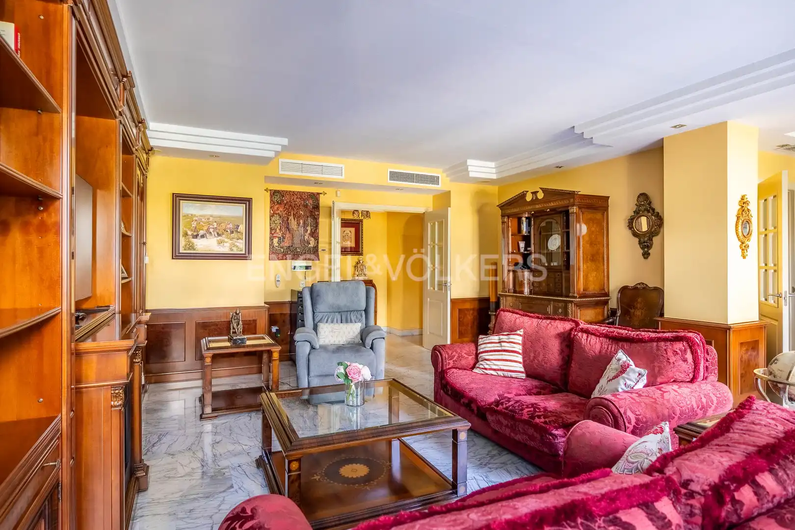 Living room of Flat for sale in Sevilla  with Air Conditioner, Heating and Private garden