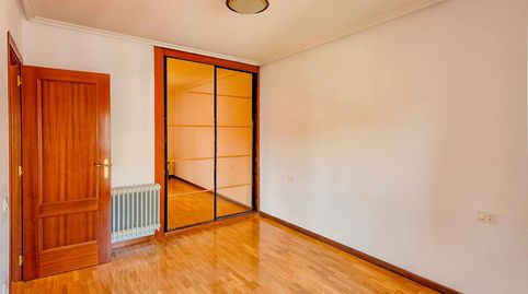 Photo 4 of Flat for sale in Pedregales, 24, Cascajos - Piqueras, Logroño