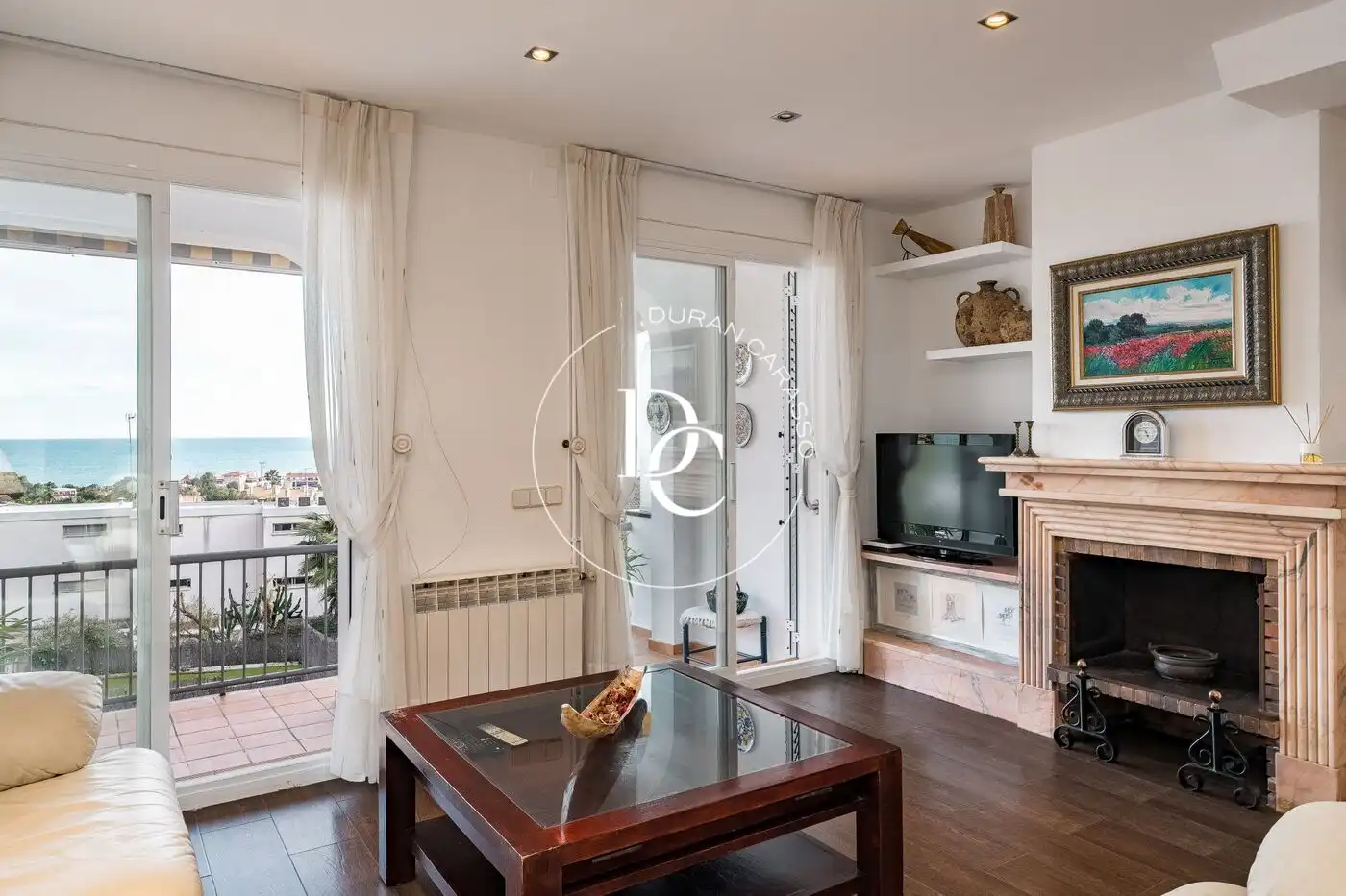 Sala d'estar de Casa o xalet en venda en Sitges amb Calefacció, Jardí privat i Terrassa