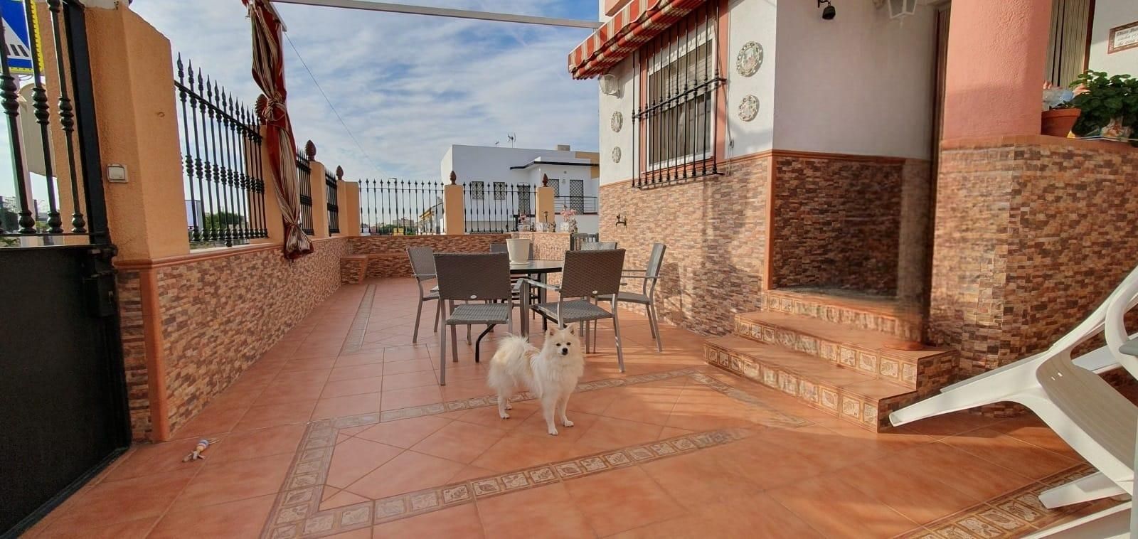 Terrassa de Casa o xalet en venda en Castilleja de la Cuesta amb Aire condicionat, Calefacció i Jardí privat