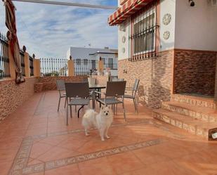 Terrassa de Casa o xalet en venda en Castilleja de la Cuesta amb Aire condicionat, Calefacció i Jardí privat