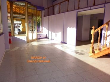 Local comercial en venta en Rúa Inferniño 22