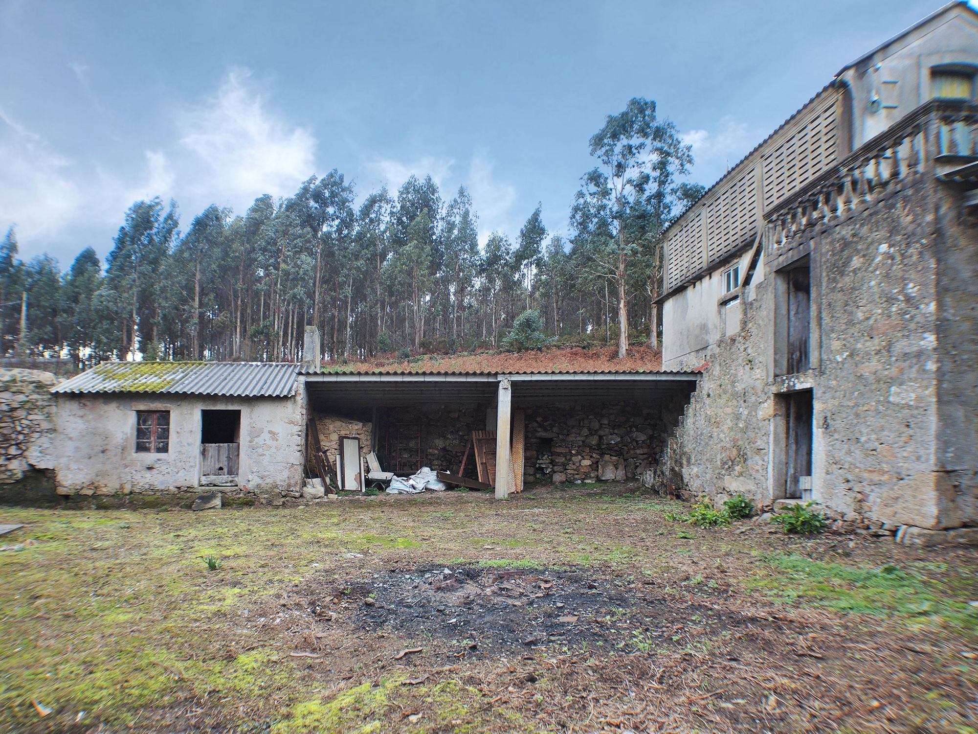 House or chalet for sale in Carballo