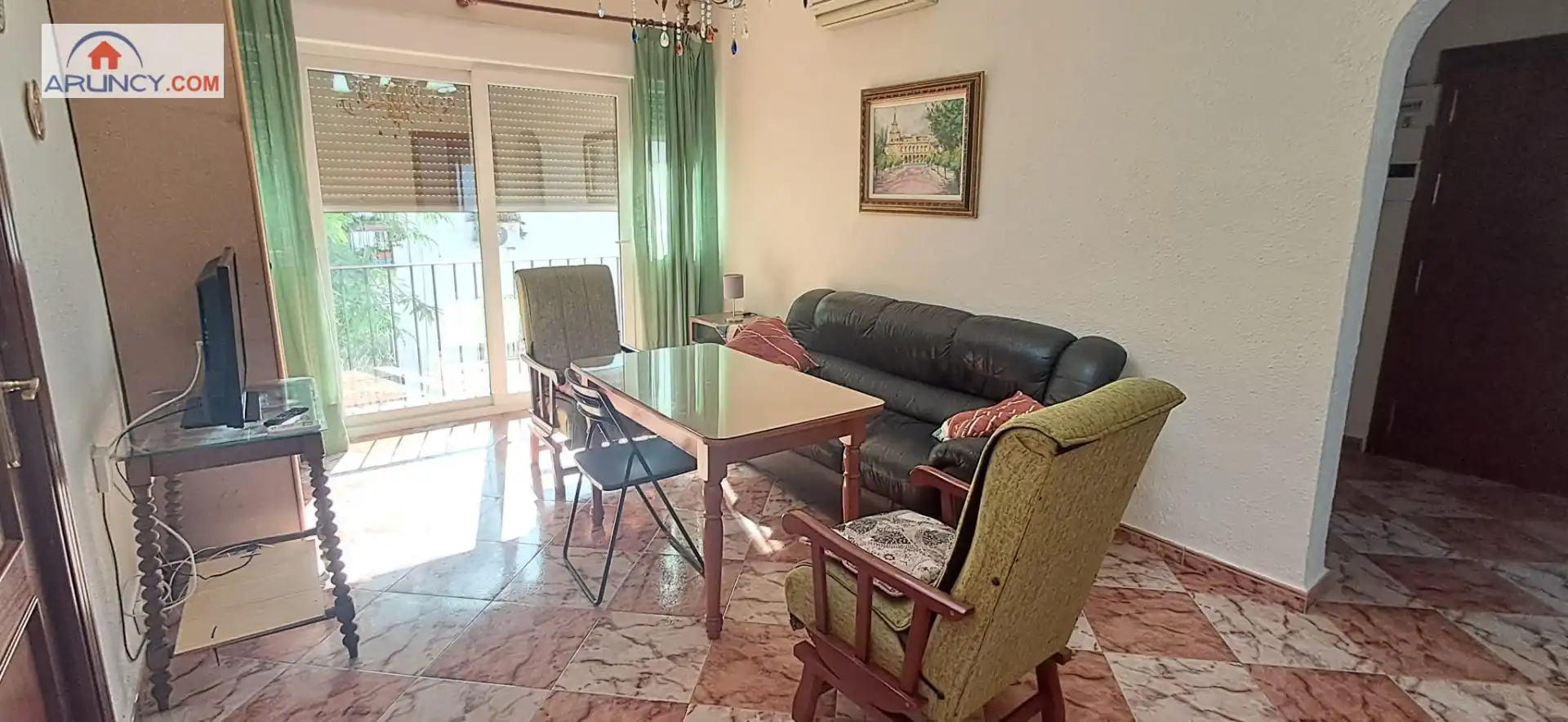 Sala d'estar de Pis en venda en Sevilla amb Aire condicionat, Terrassa i Balcó