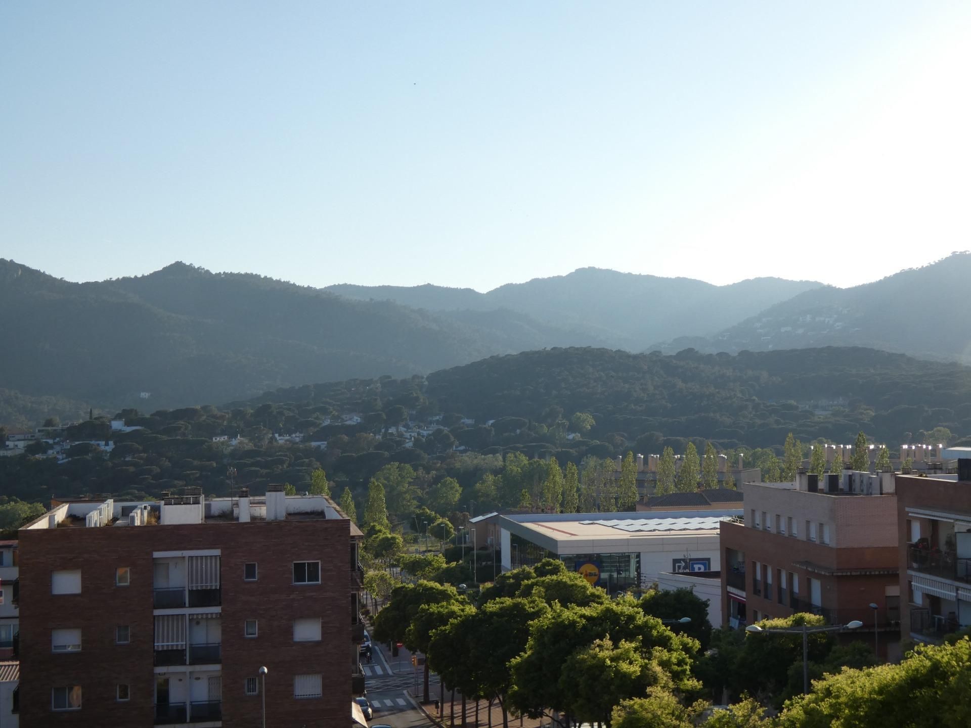Exterior view of Apartment for sale in Sant Feliu de Guíxols  with Heating, Parquet flooring and Balcony