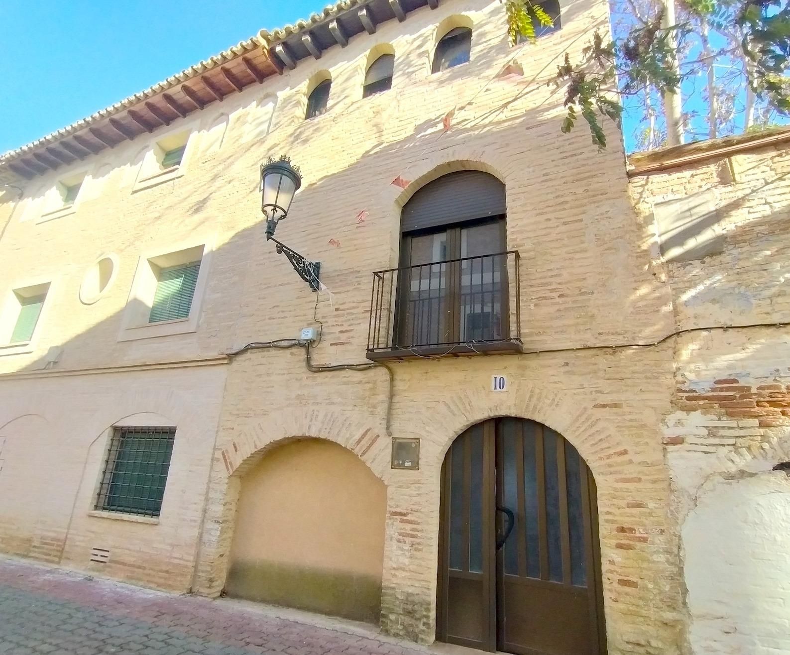 Exterior view of House or chalet for sale in  Zaragoza Capital  with Private garden and Terrace