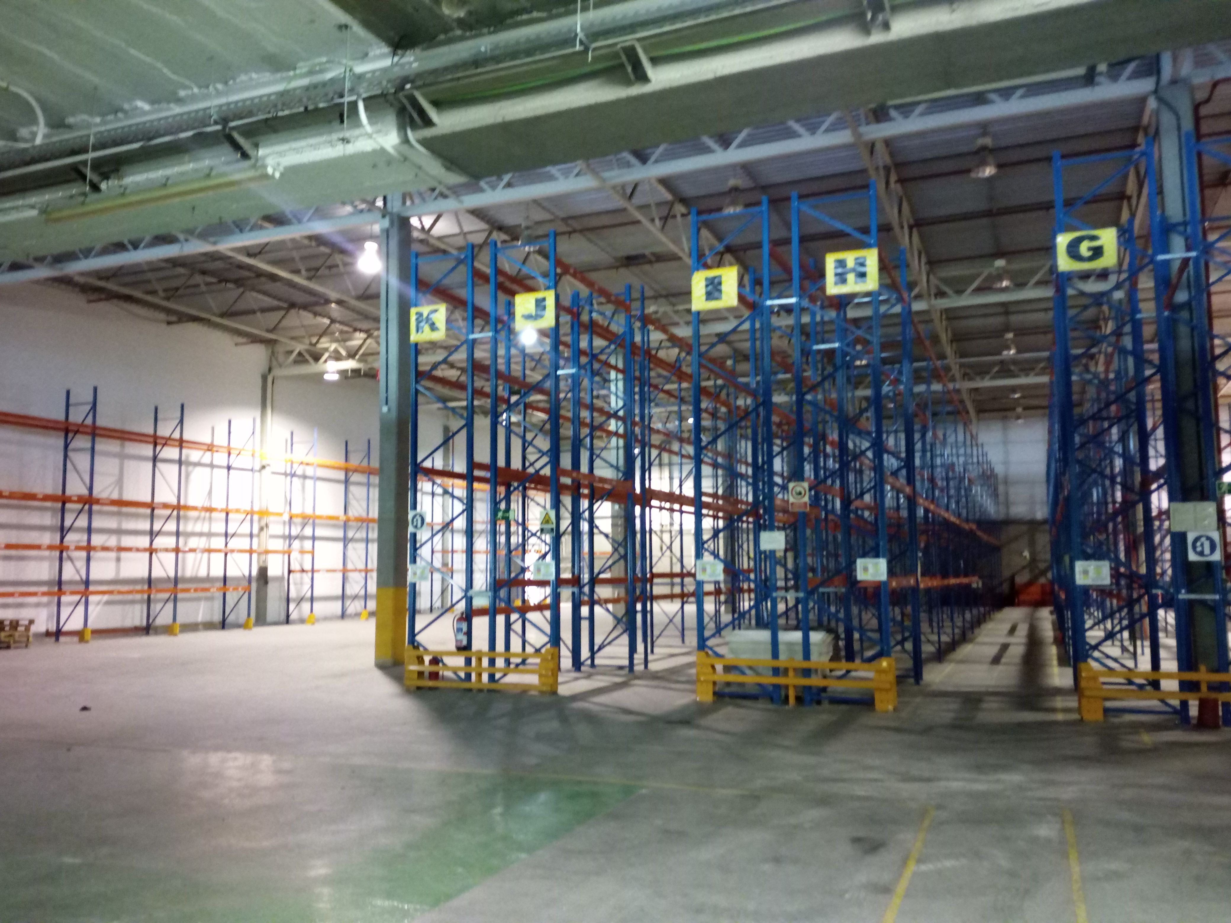 Nau industrial en venda en Tres Cantos