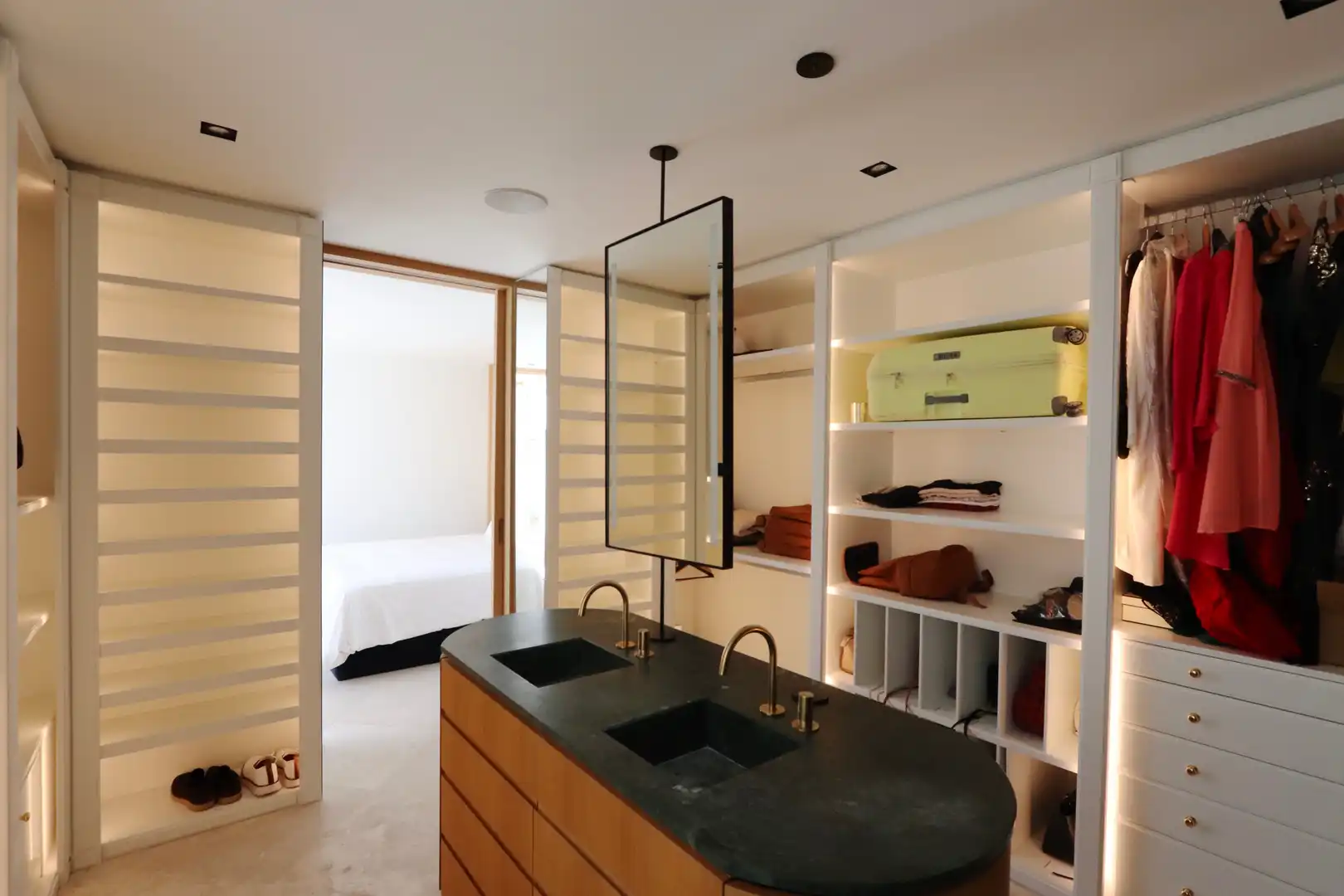 Bathroom of Attic for sale in Madrid  with Air Conditioner, Heating and Parquet flooring