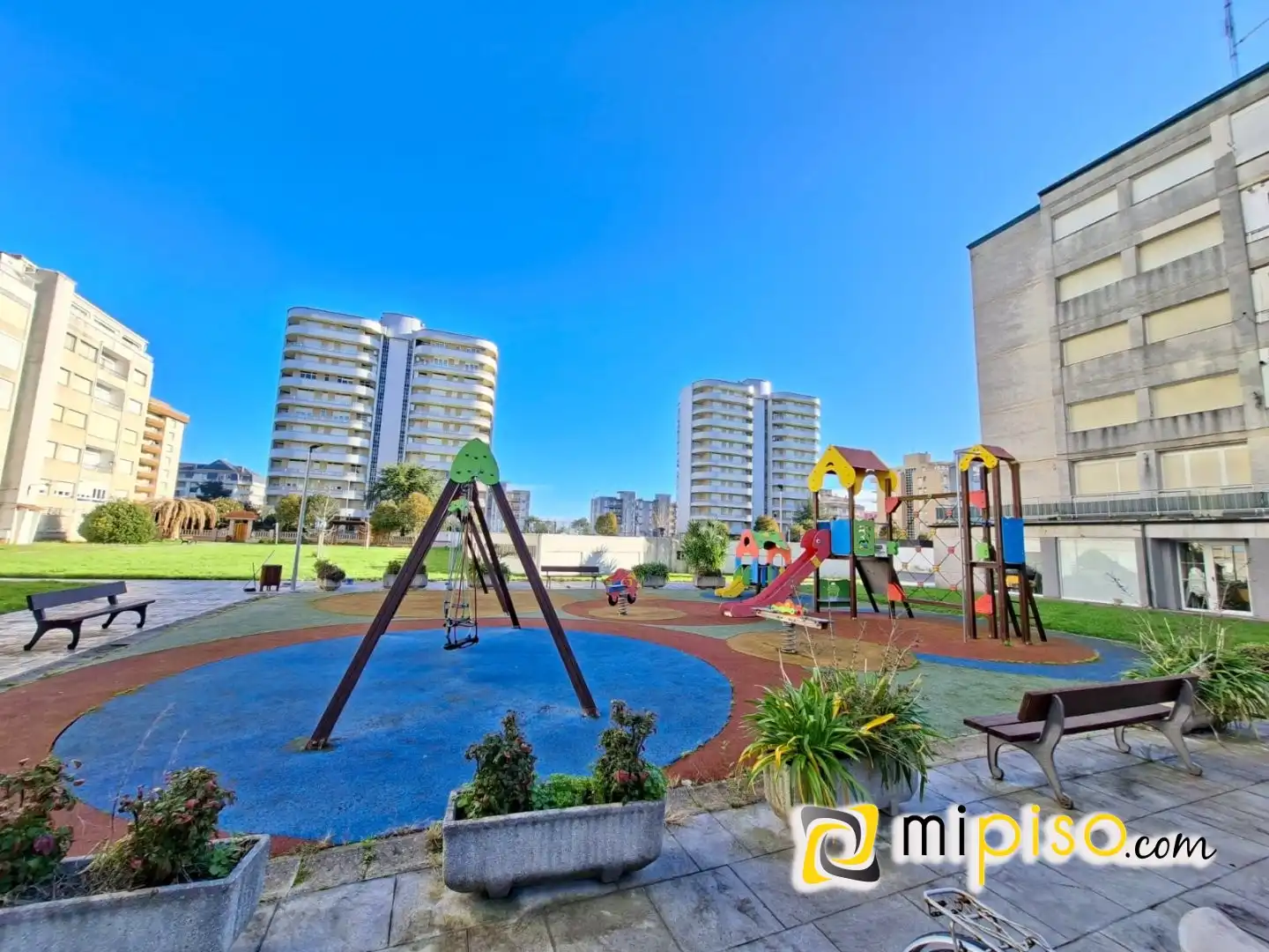 Exterior view of Flat for rent in Laredo  with Furnished