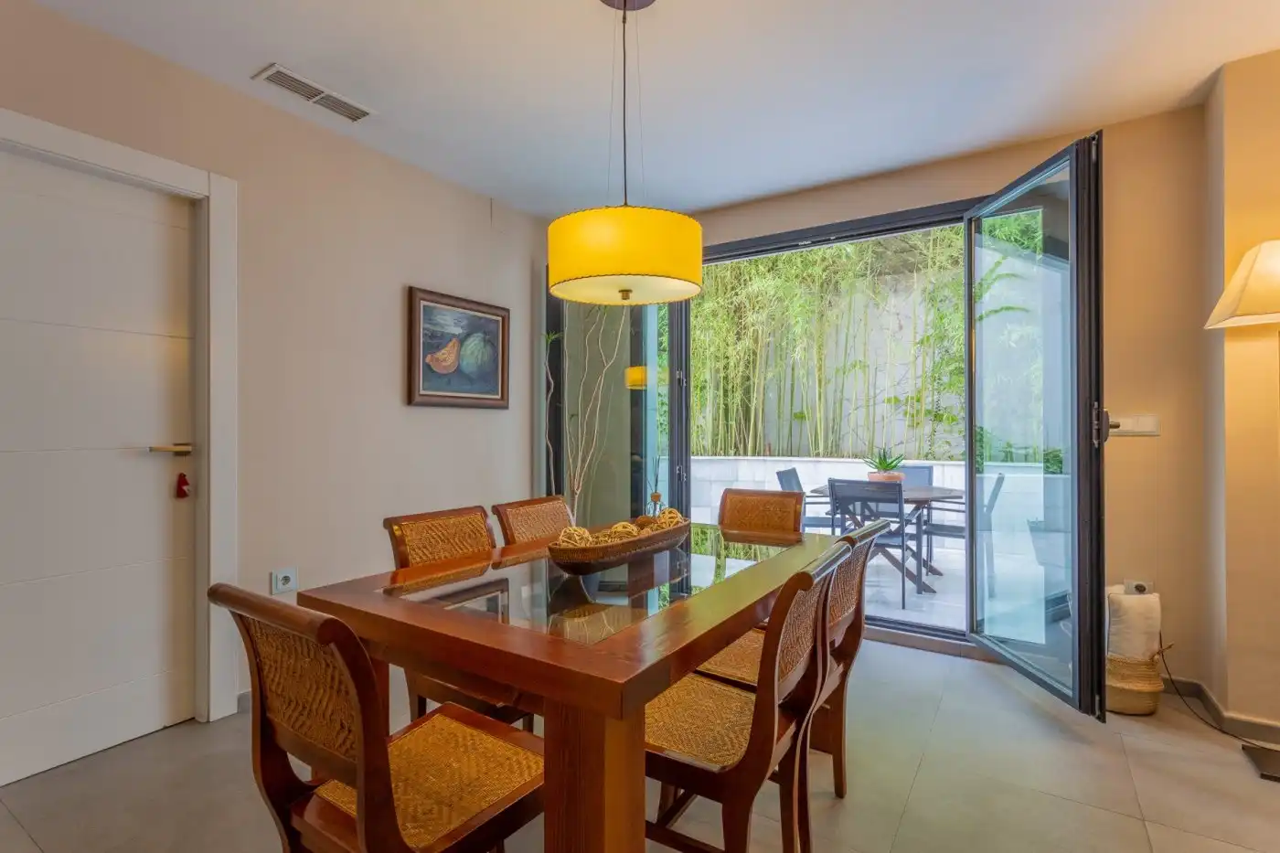 Comedor de Casa o chalet en venta en Granada con Aire acondicionado, Calefacción y Terraza
