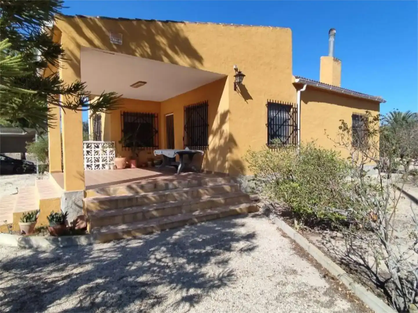 Vista exterior de Piso en venta en Elche / Elx con Jardín privado y Trastero