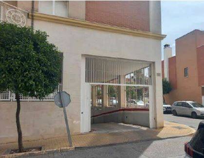 Garaje en Alquiler en Avenida Universidad de Salamanca, 9 en Zona Universitaria