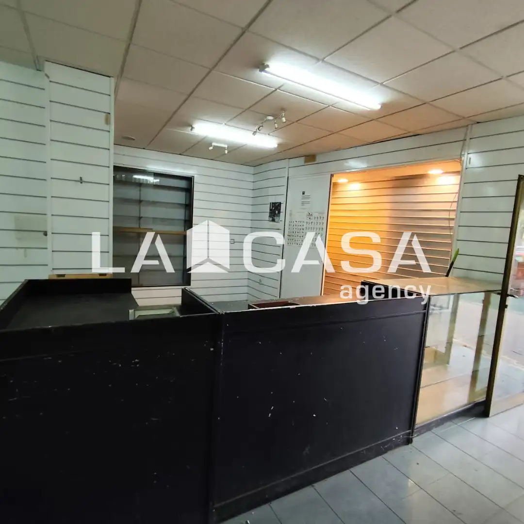 Locale commerciale in affitto a Calle Don Fadrique, imagen 2
