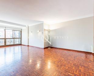 Sala d'estar de Pis en venda en  Valencia Capital amb Aire condicionat, Calefacció i Terrassa