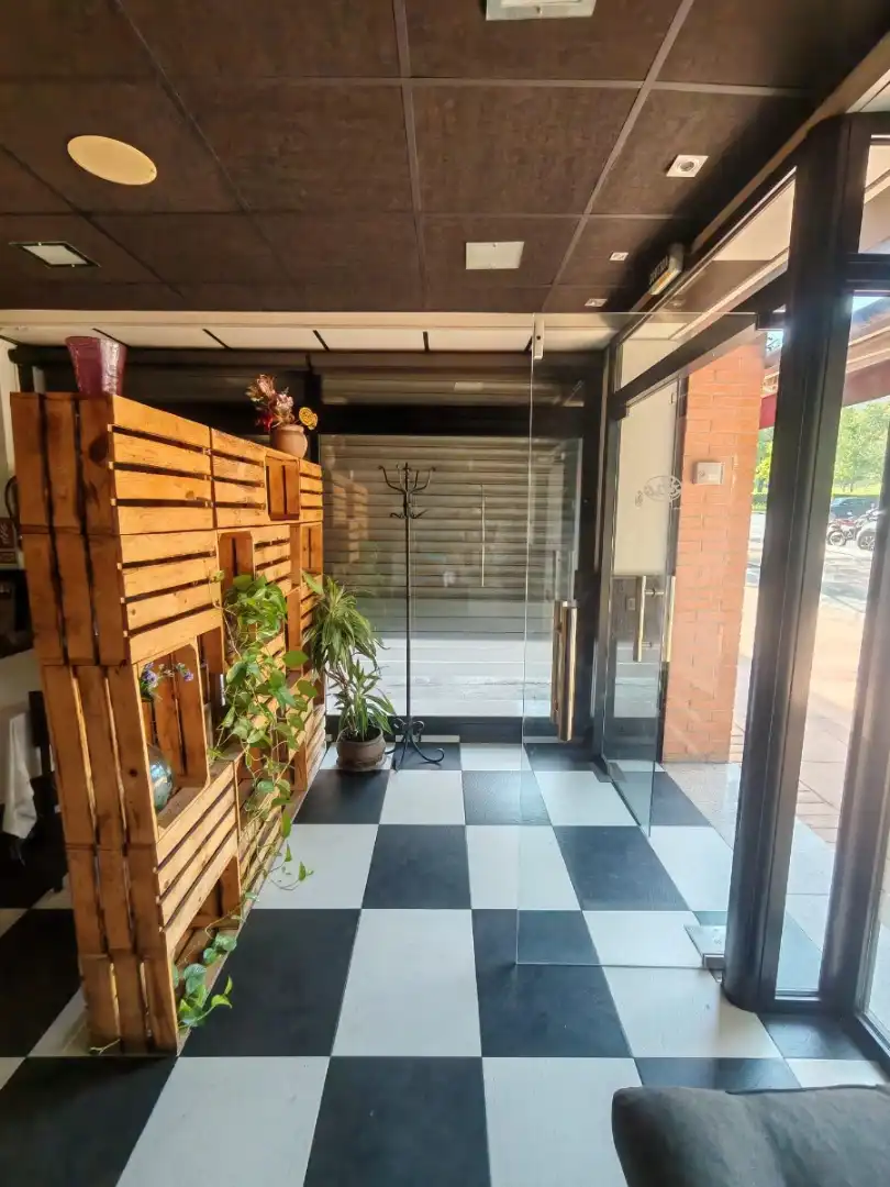 Local comercial en traspàs a Montornès del Vallès, imagen 35