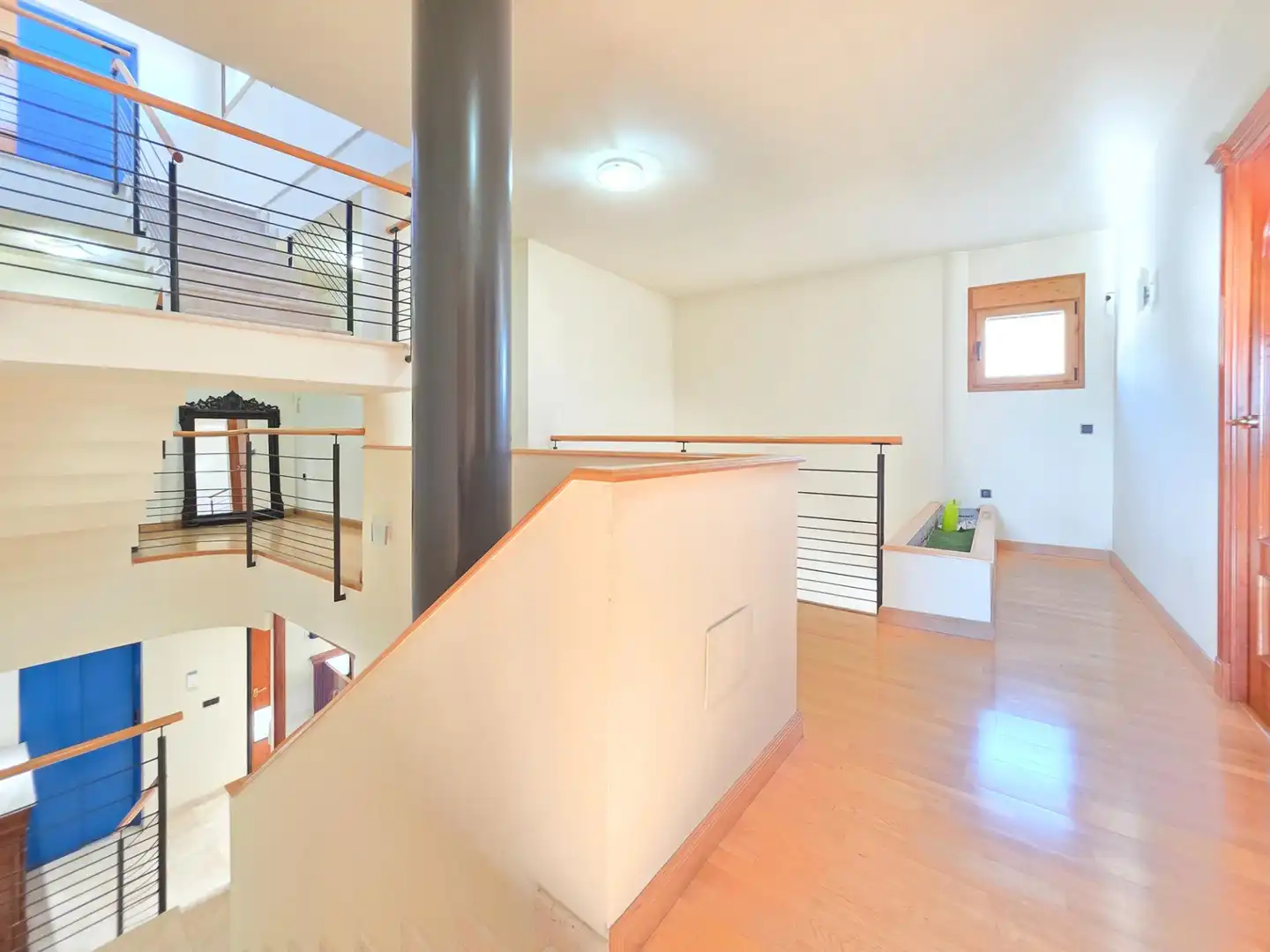 Casa adosada en venta en Jaén con Aire acondicionado, Calefacción y Jardín privado