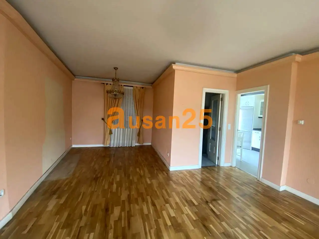 Wohnzimmer von Haus oder Chalet zum Verkauf in Fresnillo de las Dueñas mit Heizung, Parkett und Terrasse