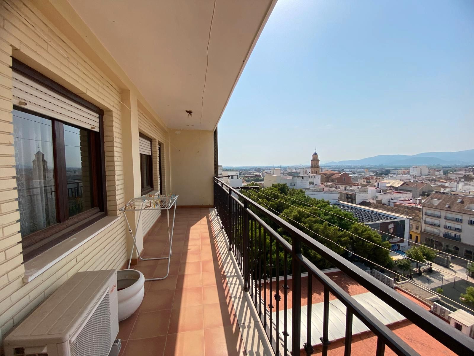 Vista exterior de Pis de lloguer en Gandia amb Aire condicionat, Moblat i Forn