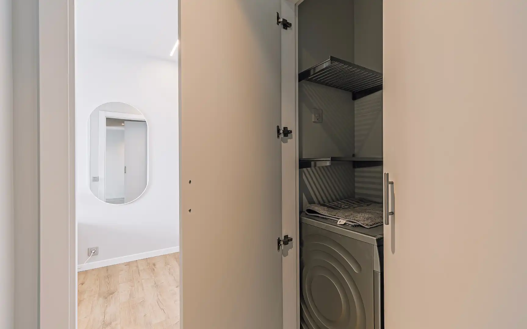 Habitación de Piso en venta en L'Hospitalet de Llobregat con Aire acondicionado, Calefacción y Trastero