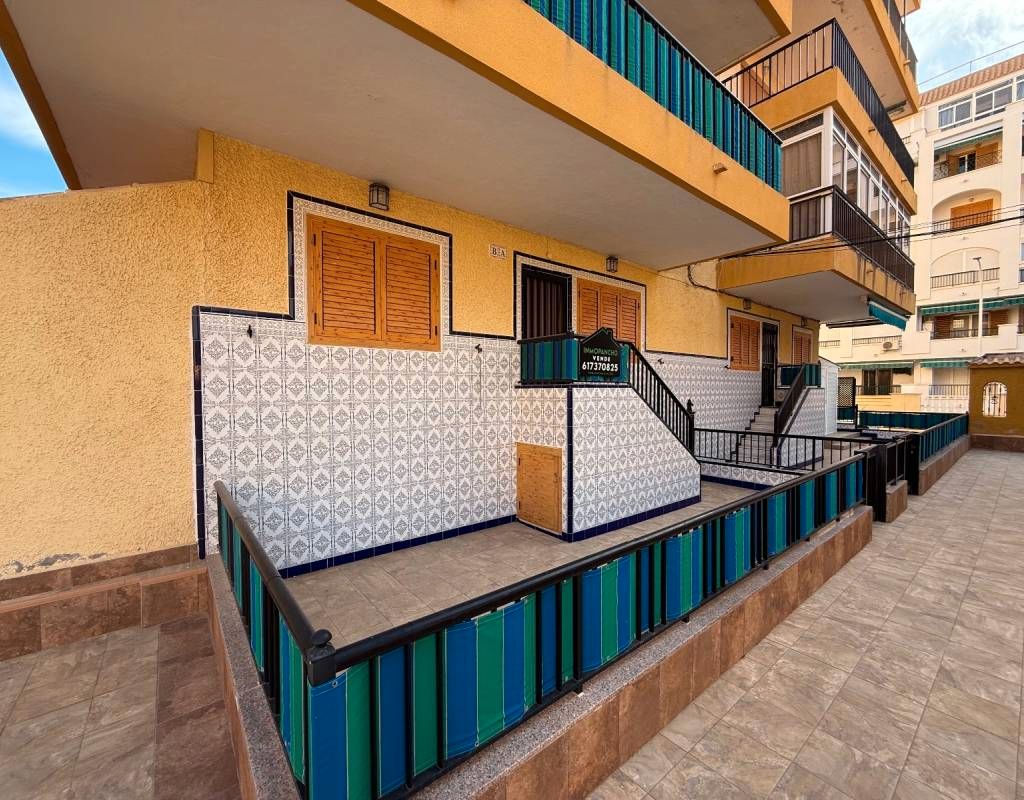 Balcony of Flat for sale in Torrevieja  with Terrace, Storage room and Furnished