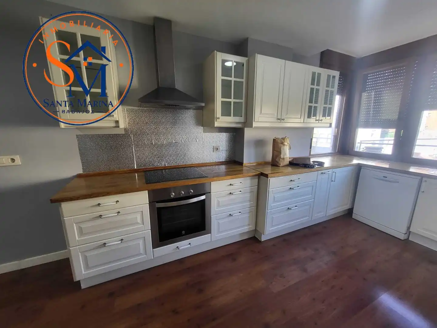 Piso con ascensor en venta en Santa Marina, imagen 2