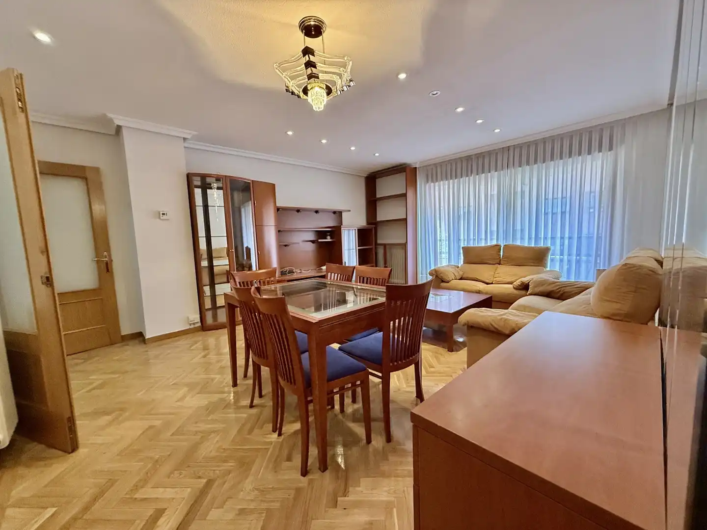 Sala d'estar de Pis de lloguer en Alcobendas amb Calefacció, Parquet i Terrassa