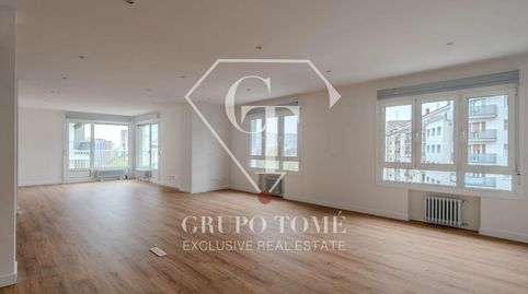 Foto 5 de Piso en venta en Avenida Avenida Carlos I, 14, Amara, Donostia - San Sebastián
