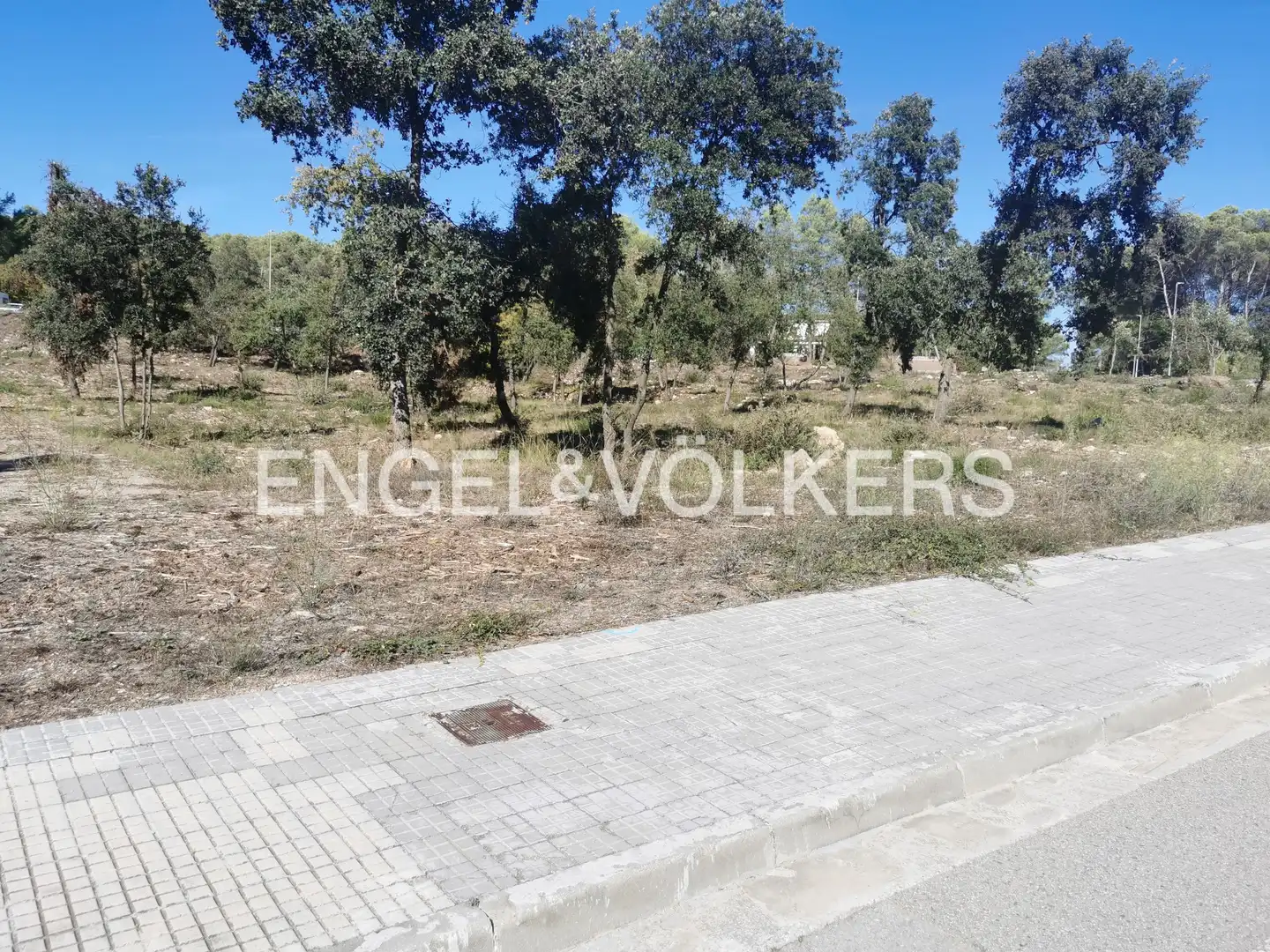 Wohnbaugrundstück zum Verkauf in Begues, imagen 4