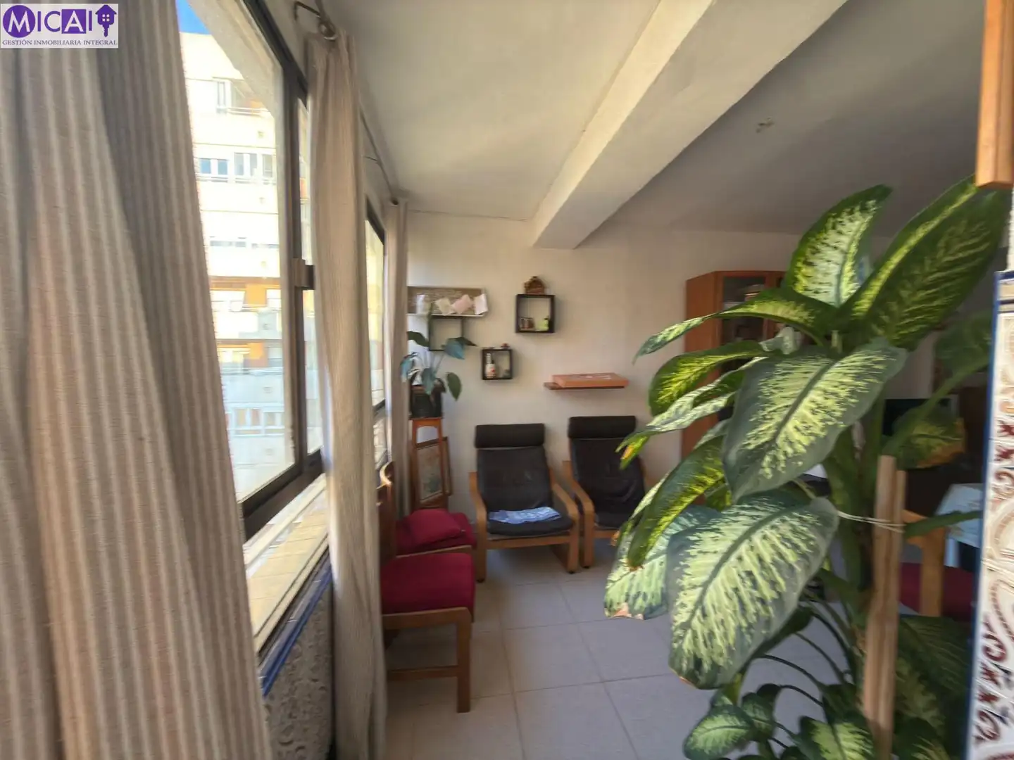 Piso en venta en Cádiz con Terraza, Amueblado y Balcón