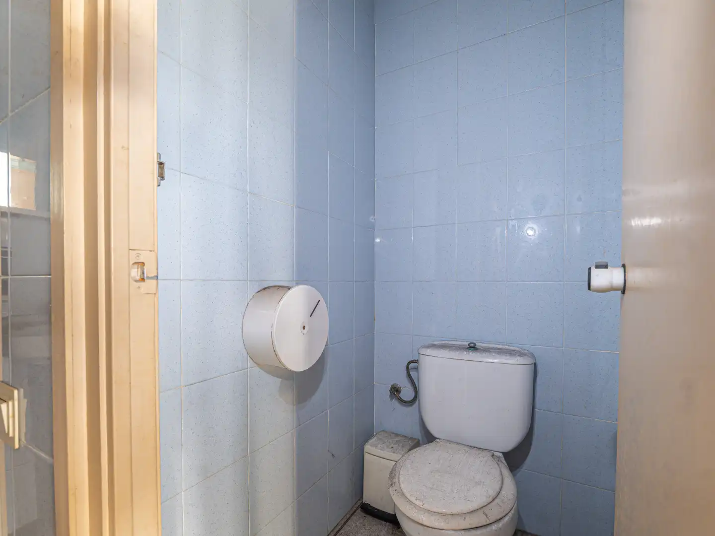 Baño de Local en venta en Torredembarra con Aire acondicionado, Calefacción y Terraza